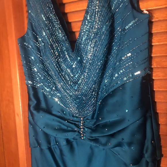 Cameron Blake teal MOB gown - Picture 2 of 4